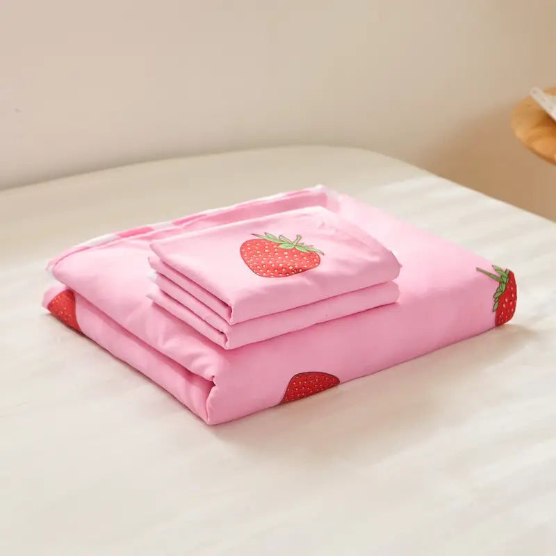 Strawberry Milkshake Duvet Cover Set